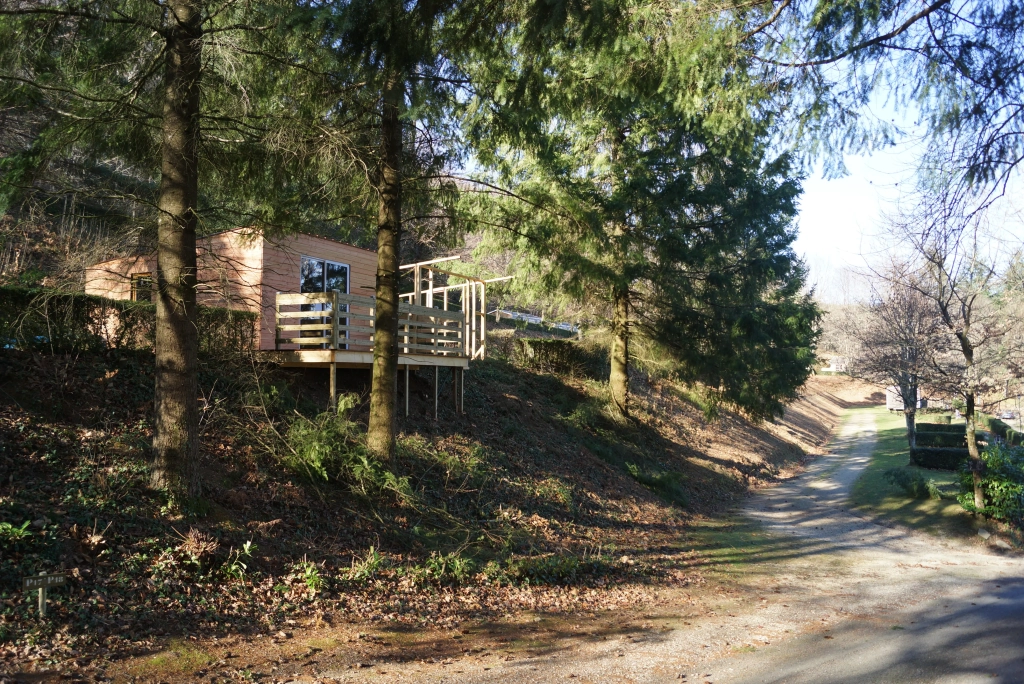 Cabane en bois 4 à 5 personnes