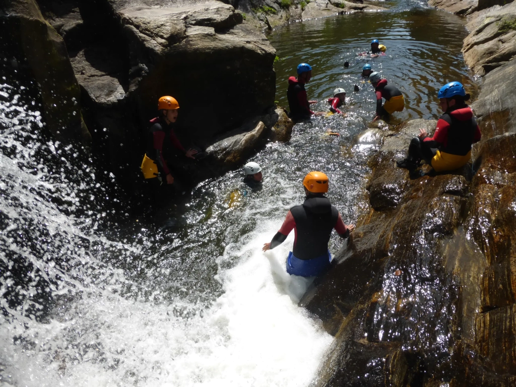 Réserver votre journée Canyoning dans le Tarn